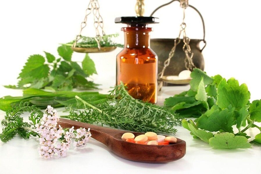 In a natural first-aid kit you can find an alternative to many synthesized drugs in the form of diuretic herbs. 