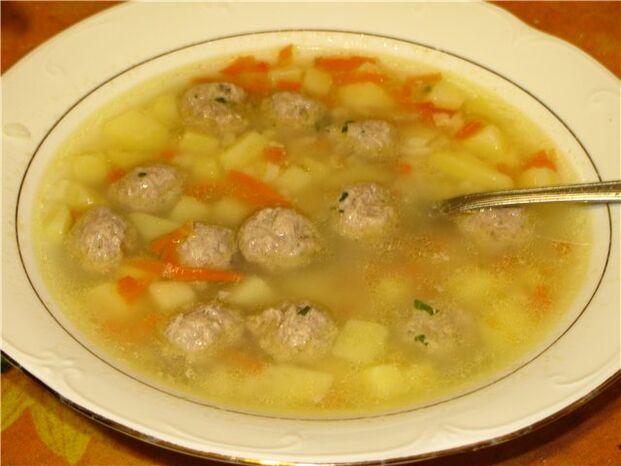Soup with vegetables and meatballs - a light dish on the weekly diet menu